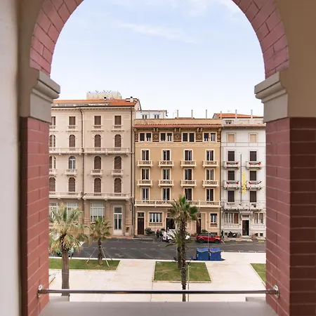 Esplanade Hotel 4*