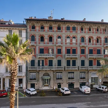 Hotel Esplanade Viareggio
