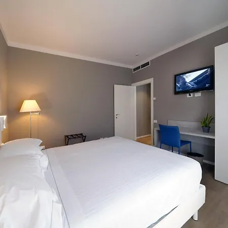 埃斯普奈德酒店 酒店