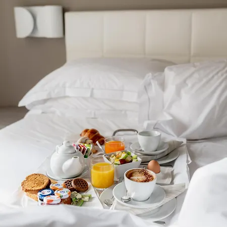 Esplanade 4*