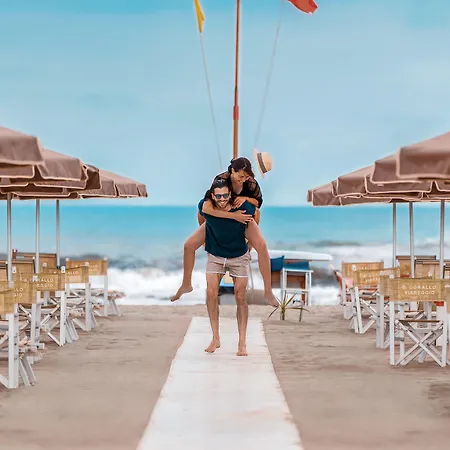 酒店 埃斯普奈德酒店 4*