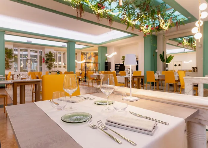 埃斯普奈德酒店 维亚雷焦